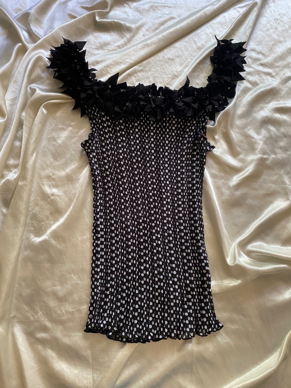 Vintage y2k Black White Pleated Polka Dot Top XL Boho Fairy Going Out